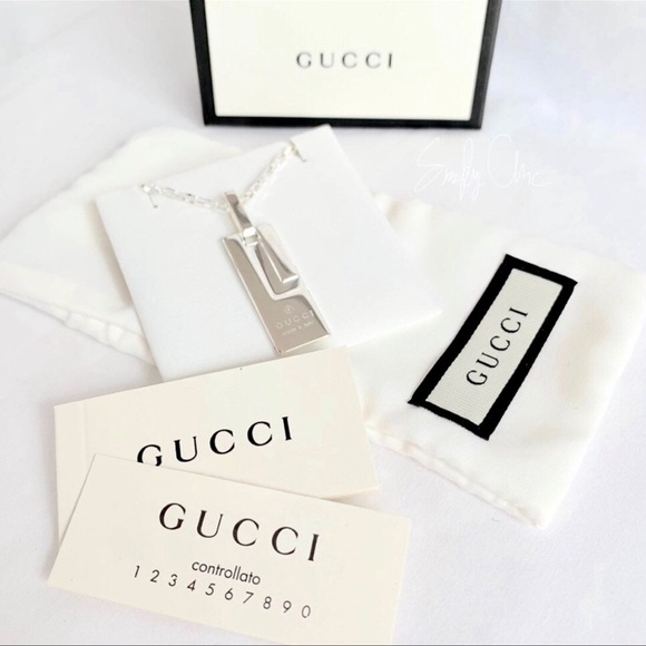 COPY - GUCCI TRADEMARK BAR TAG NECKLACE - Picture 3 of 3